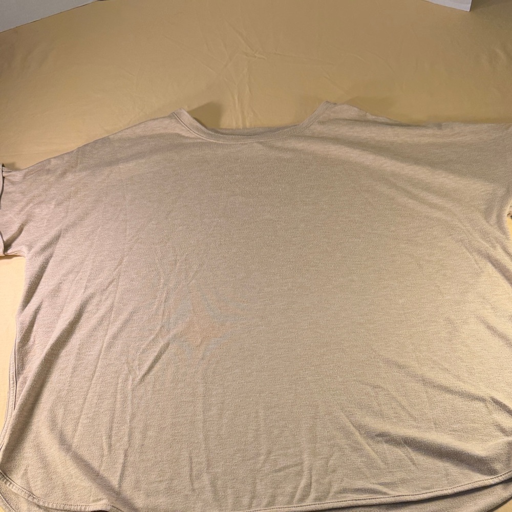 New directions studio women’s Tee size 3X casual round neck roll up sleeves